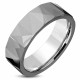 Bague anneau homme tungstène facettes sculptée forme pyramide 6mm